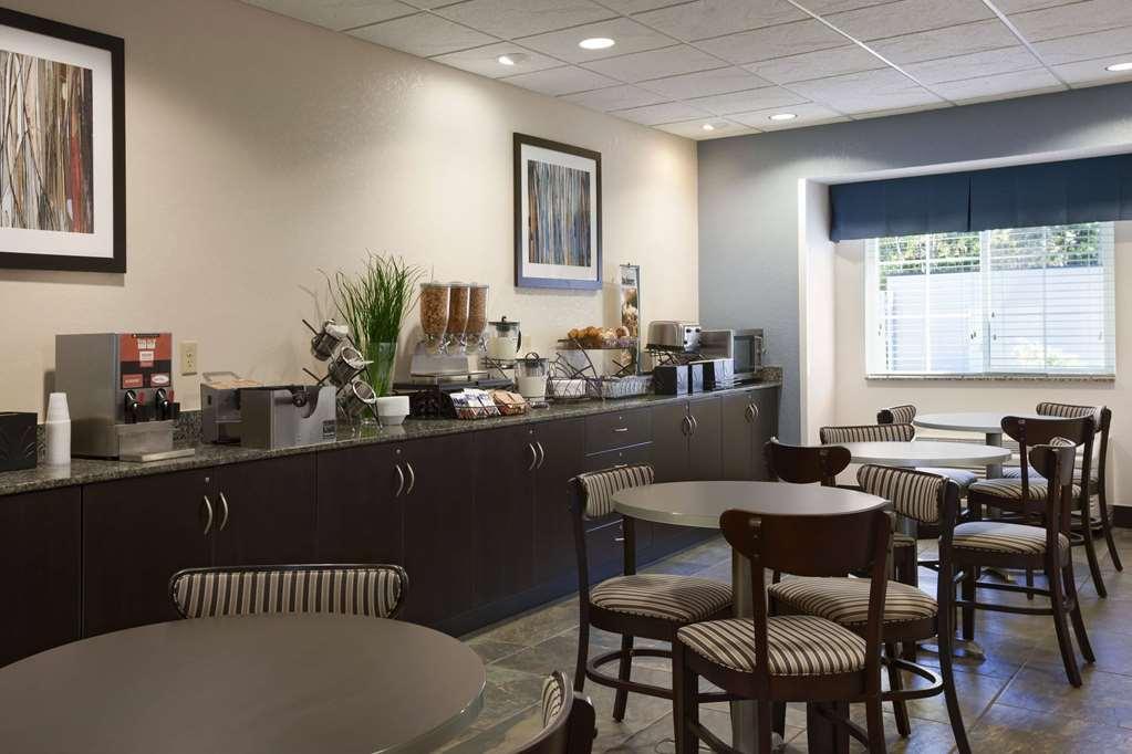 Microtel Inn & Suites Wilkes-Barre Amenities photo